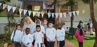 מודים למורים ביבניאלי