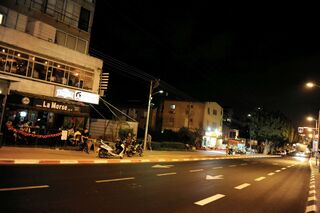 רחוב הרצל. מטיל אימה על נשים שעוברות